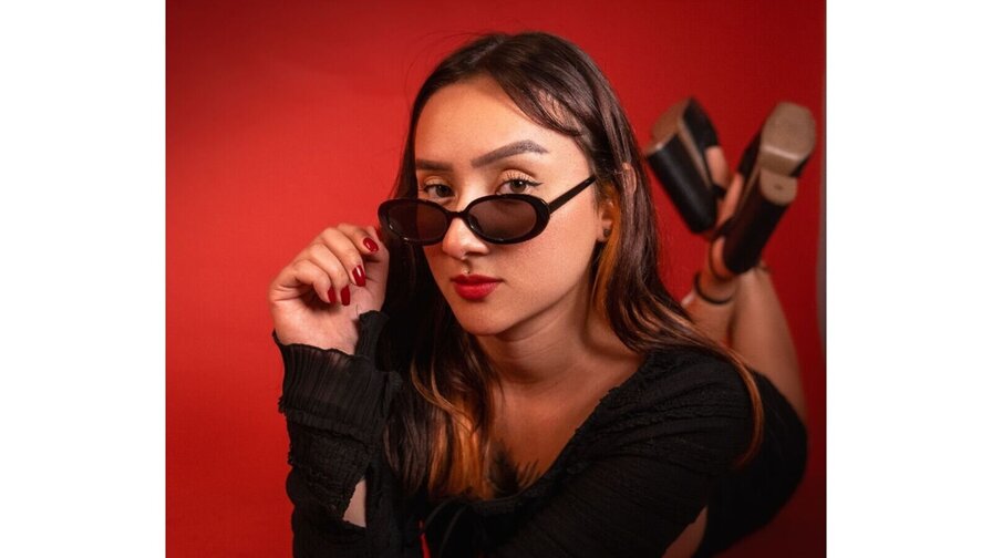 NinaLoaiza